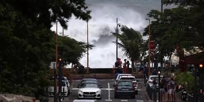 Cyclone Belal à La Réunion en direct: un mort, population toujours confinée, vents à 200km/h... suivez les dernières informations