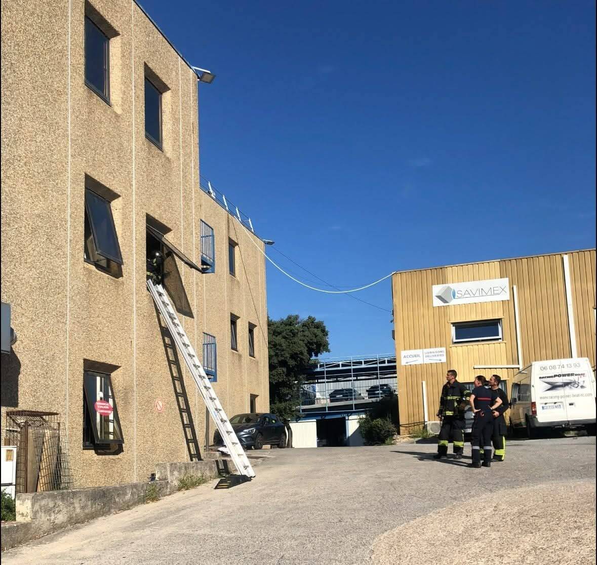 Un incendie se déclare dans un restaurant à Grasse, la gérante légèrement brûlée