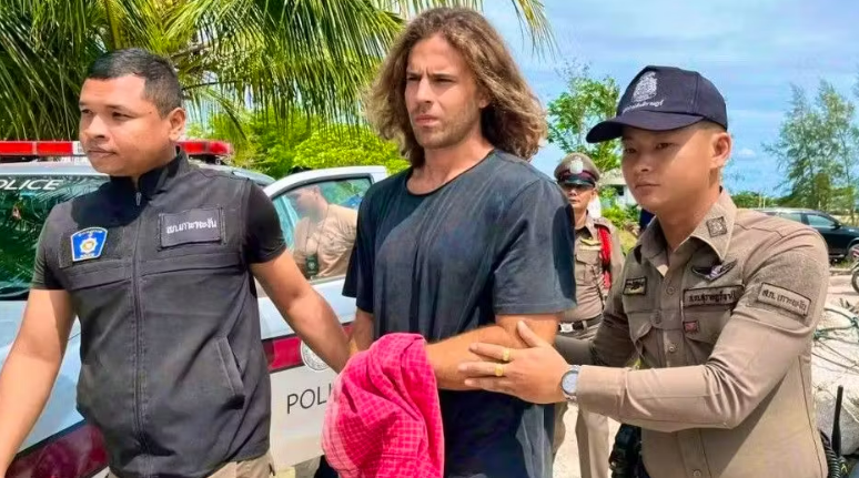 Le fils de l'acteur espagnol Rodolfo Sancho condamné à la prison à vie pour avoir tué et démembré un homme en Thaïlande
