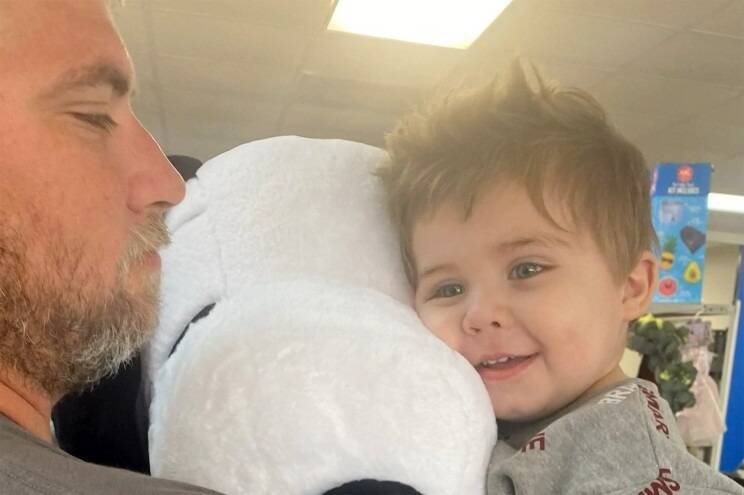 À deux ans, il sauve la vie de ses parents qui avaient perdu l'odorat à cause de la Covid-19