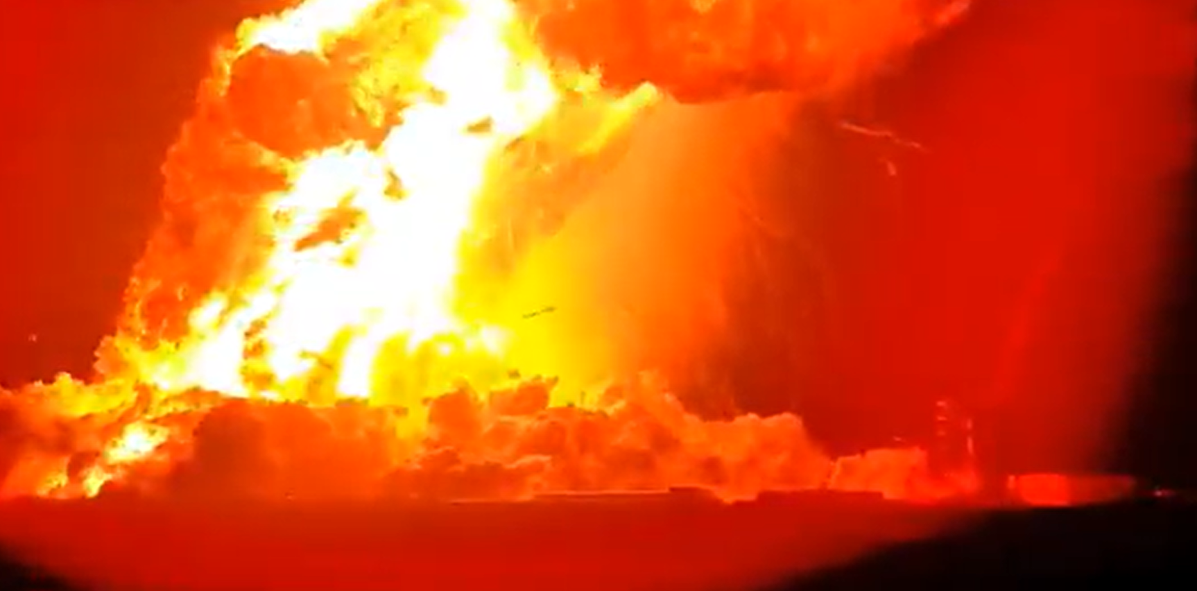 Image pour Une méga fusée de SpaceX explose pendant un test, les images sont impressionnantes