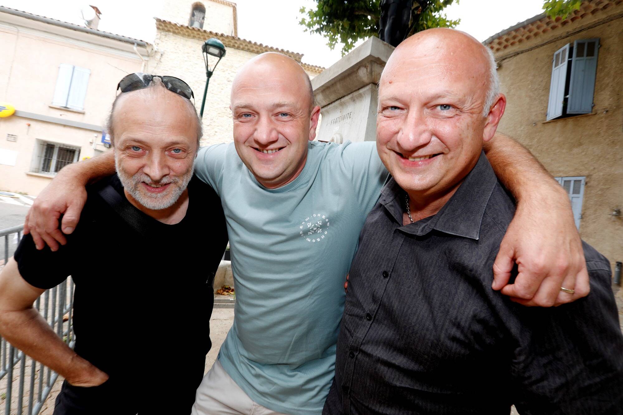 Le cinéaste, le maire et le chasseur: les frères Philibert à Ginasservis, l'esprit d'Espigoule puissance trois