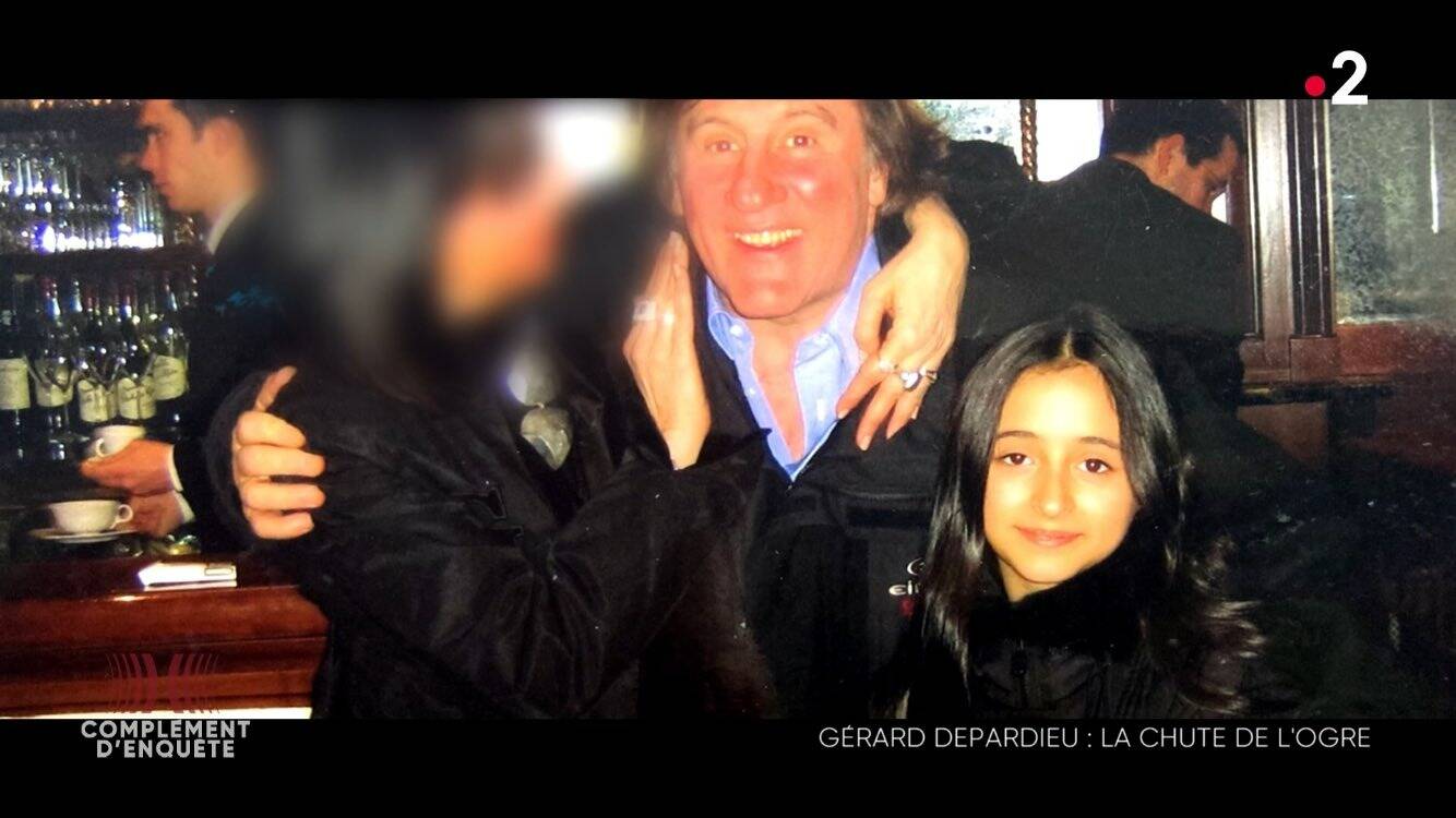 "On ne peut pas réagir, c'est impossible": on vous explique l'état de sidération psychique après la plainte pour viols de Charlotte Arnould contre Gérard Depardieu