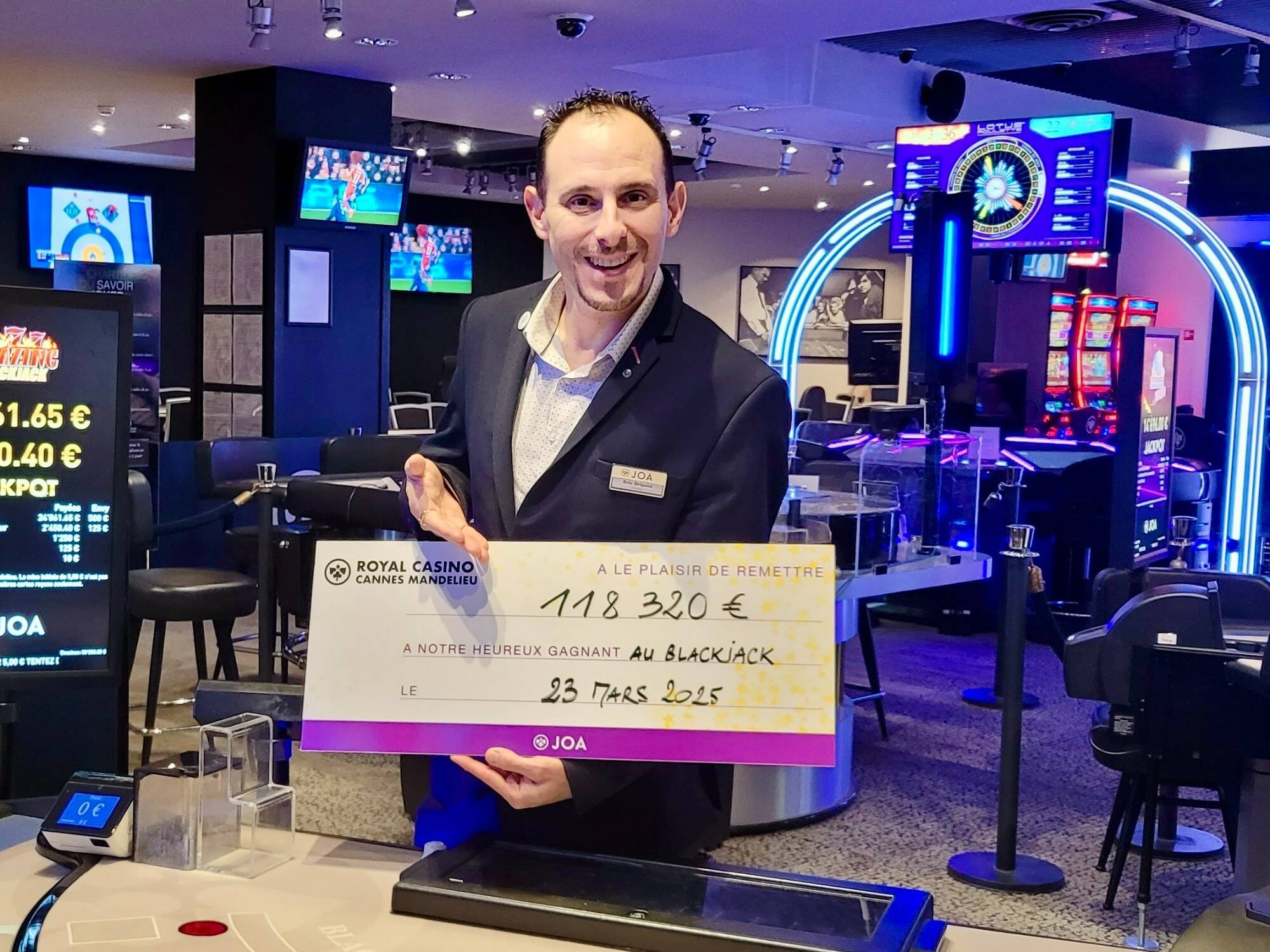 Un jeune de Cannes décroche le deuxième plus gros jackpot de l'histoire du Royal Casino JOA de Mandelieu-la-Napoule