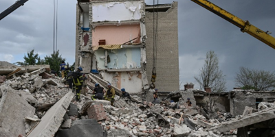 Guerre en Ukraine: terrible bilan après un bombardement russe sur un immeuble de la région de Donetsk