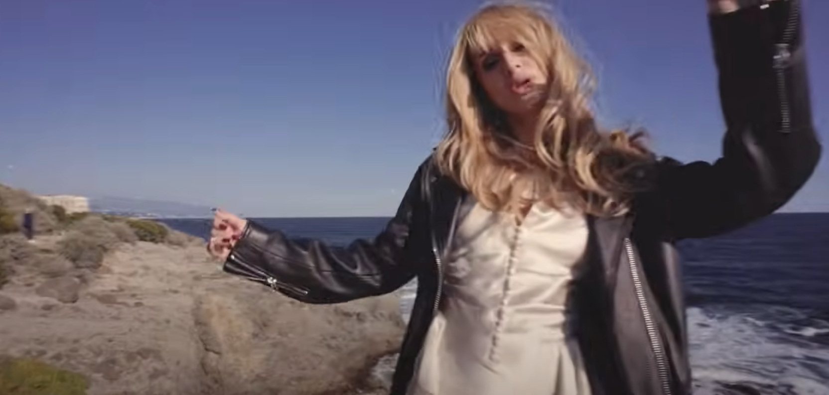 Loboda, la Dua Lipa ukrainienne, a enregistré son dernier clip sur le sentier du littoral de la Côte d'Azur: découvrez les images