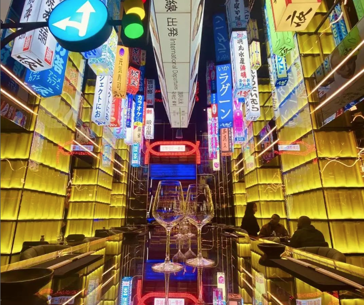 C'était le nouveau restaurant japonais à la mode à Nice: le Yoru, victime d'un violent incendie