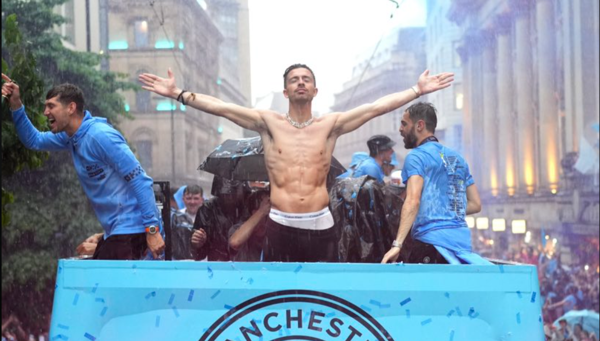 Après la victoire de Manchester City en Ligue des champions, les folles images de Jack Grealish en pleine bringue