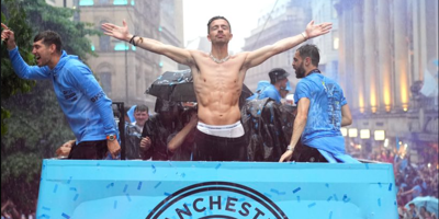 Après la victoire de Manchester City en Ligue des champions, les folles images de Jack Grealish en pleine bringue