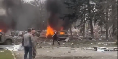 Guerre en Ukraine en direct: 2 morts et une trentaine de blessés dans un bombardement russe, un ville évacuée près du front