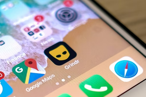 L'application de rencontres homosexuelles Grindr devant la justice pour avoir vendu les statuts sérologiques d'utilisateurs à des annonceurs... entre autres données sensibles