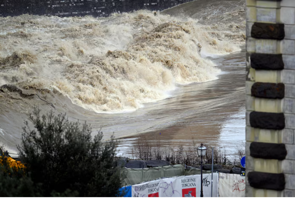 En Italie, Florence et la Toscane en alerte face à des risques d'inondations