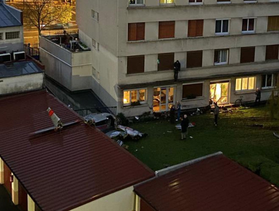 Un avion se pose en urgence en pleine ville près de Paris, au moins trois blessés et des images impressionnantes