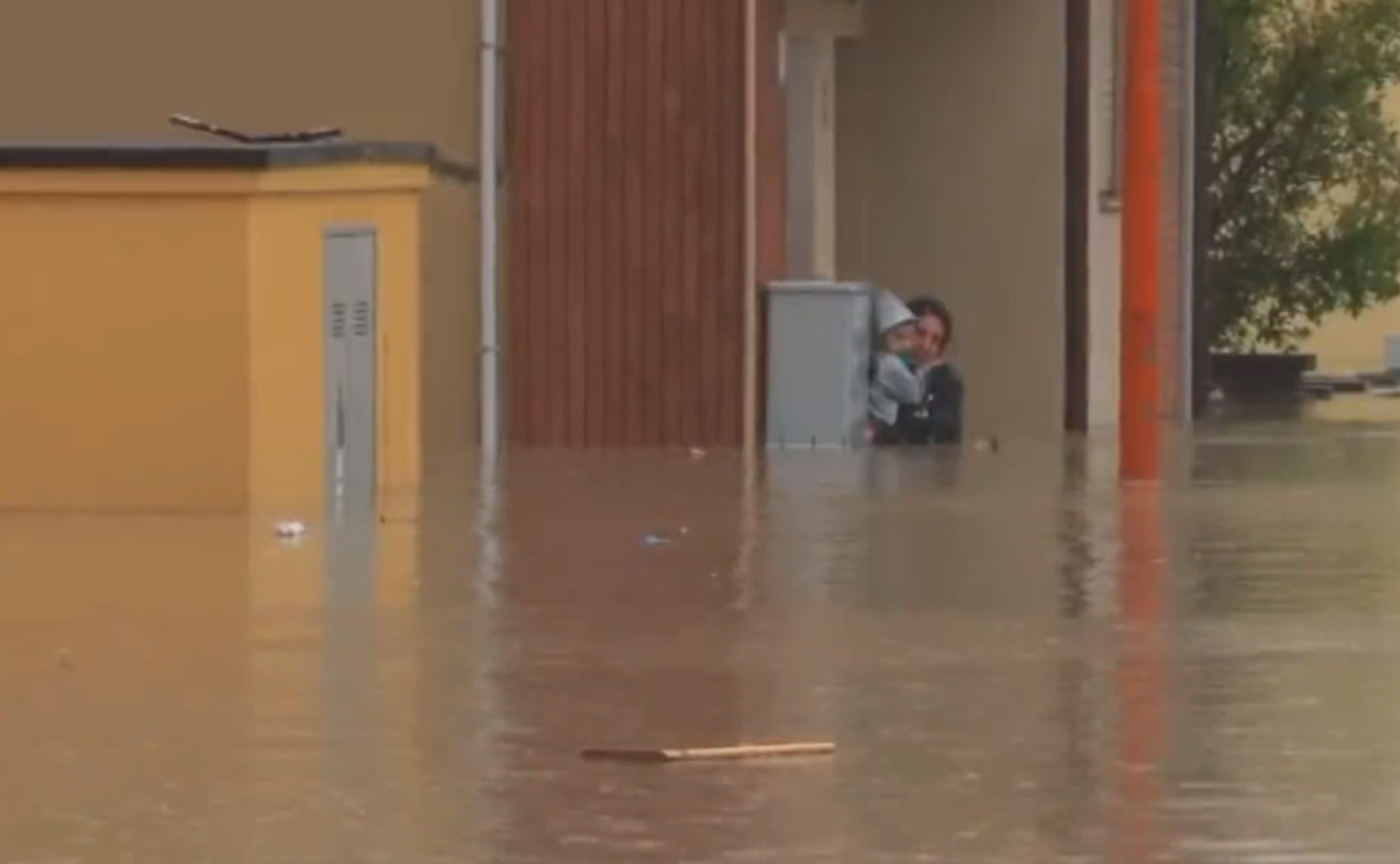 Zeker vijf doden, 5.000 mensen geëvacueerd… De prachtige beelden van de overstromingen in Italië