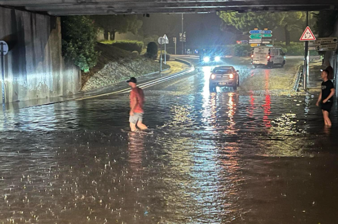 Origine des orages, nouvelles perturbations à venir... On décrypte l'épisode intense de cette nuit dans le Var et les Alpes-Maritimes