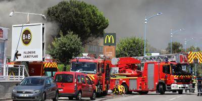 PHOTOS. Incendie au McDonald's de Villeneuve-Loubet, le trafic saturé