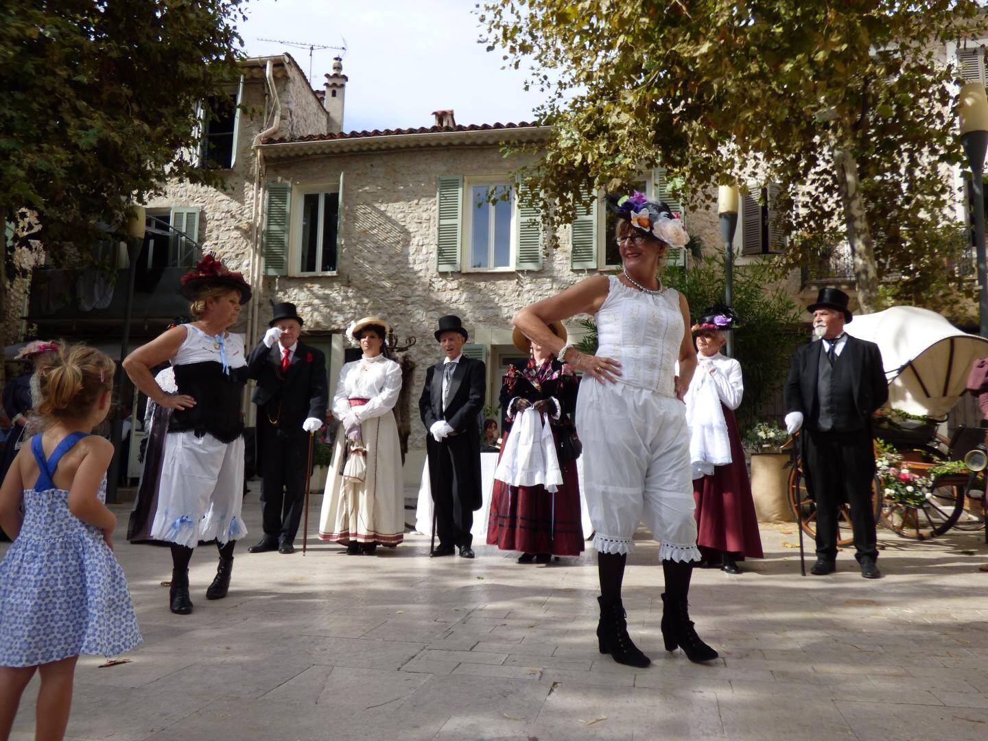 À La CollesurLoup, un défilé à la mode de nos aïeux pour un retour