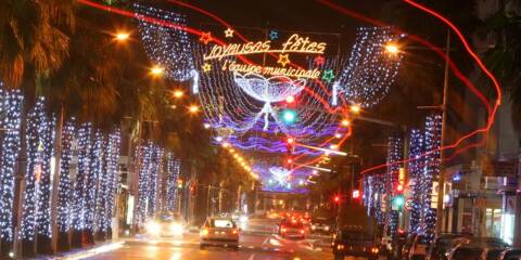 EN IMAGES. À Rennes, le centre-ville a revêtu ses lumières de Noël