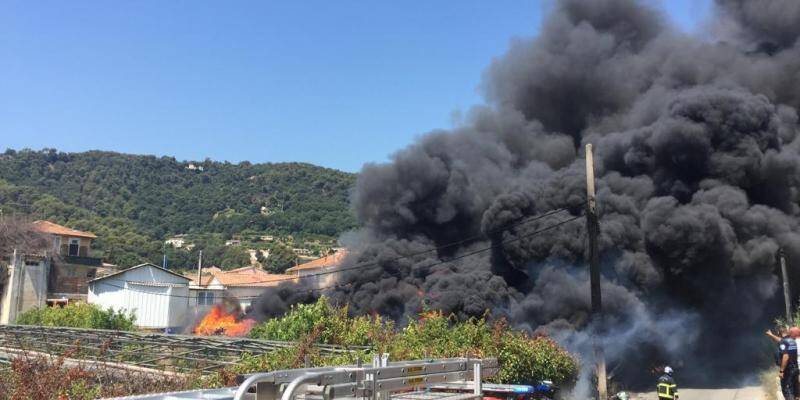 Nice Matin Faits Divers Saint Laurent Du Var PHOTOS. Le feu de Saint-Laurent-du-Var a détruit plus de 2.000 m2 de