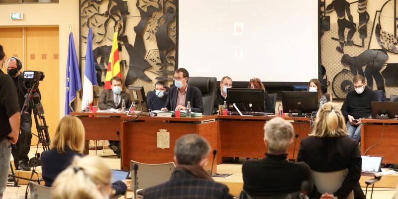 Opposition calls Draguignan mayor Richard Strambio a “concrete mixer”