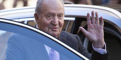 Soupçonné de corruption, l'ancien roi d'Espagne Juan Carlos s'exile