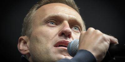 L'opposant russe Alexeï Navalny présente 