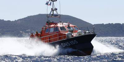 Un enfant de neuf ans décède à la suite de l'échouage d'un bateau