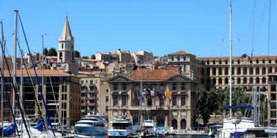 Le port du masque devient obligatoire à Marseille, fermeture des bars et restaurants à 23h dans les Bouches-du-Rhône