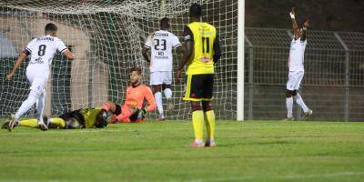 L'étoile FC se relève en battant Louhans-Cuiseaux 2-0