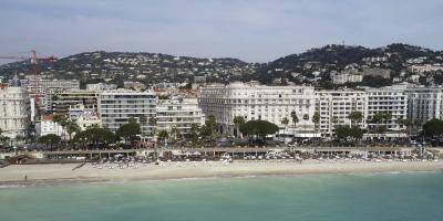 De grands hôtels de luxe de la Croisette pourraient fermer provisoirement à Cannes