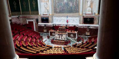 Projet de loi recherche: les députés votent la trajectoire budgétaire, l'opposition dénonce une 