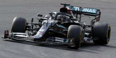 Positif à la Covid-19, le champion du monde de F1 Lewis Hamilton placé à l'isolement et forfait pour le prochain Grand Prix