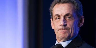 Nicolas Sarkozy en dédicace à la librairie Arts & Livres à Grasse
