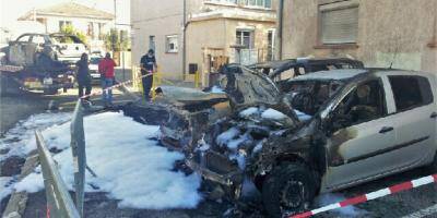 Trois voitures auraient été volontairement incendiées au Muy