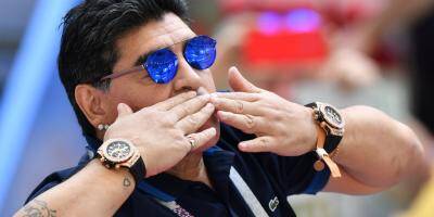 Pelé, Platini, Messi, Ronaldo... saluent la légende Maradona