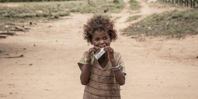 Famine à Madagascar: l'argile blanche pour remplir le ventre