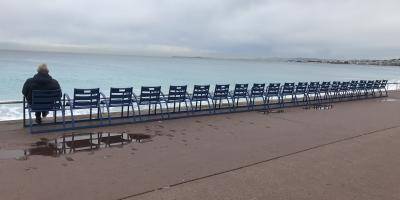 Les chaises bleues font leur retour sur la Prom' à Nice