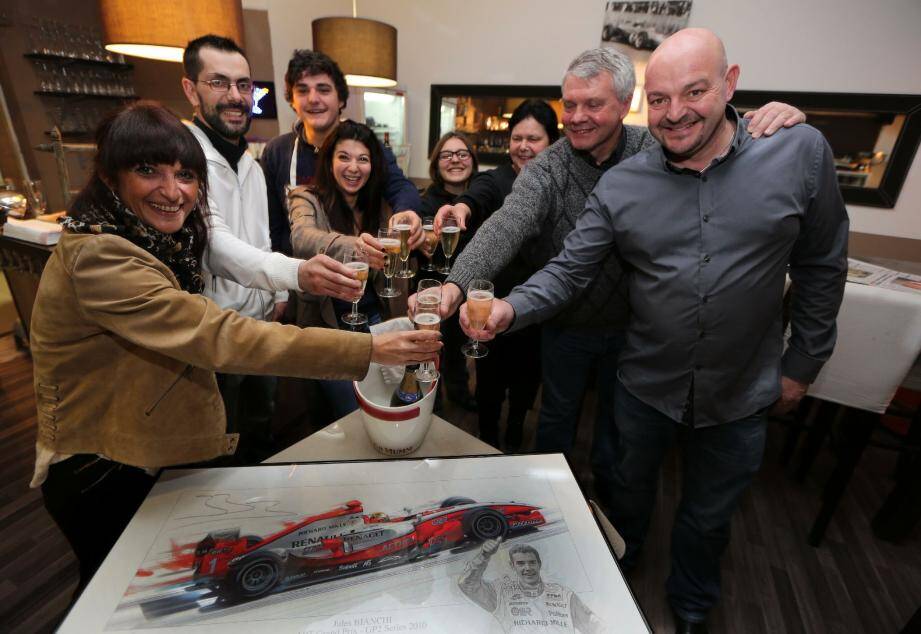 La première victoire de Jules, en compétition de kart, à l'âge de 10 ans.