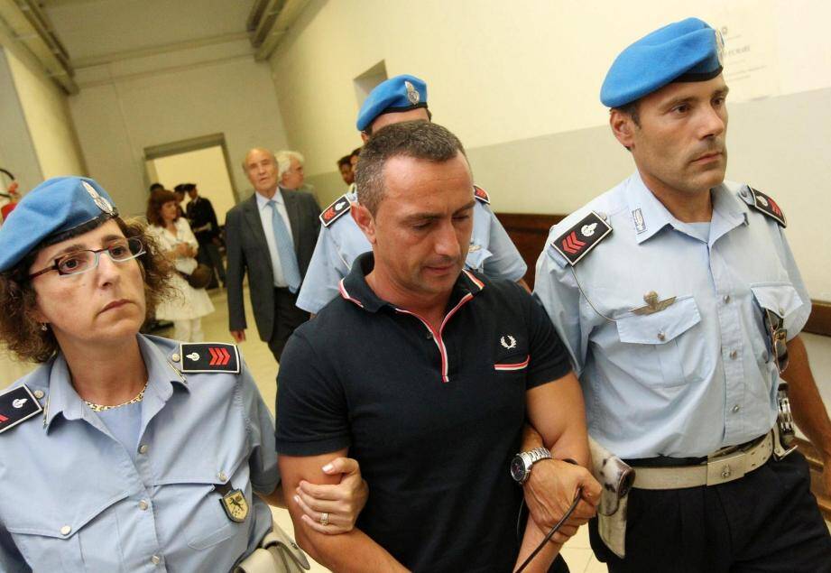 Le 20 juillet 2012, Ilir Beti avait été reconnu coupable d’homicide volontaire et condamné à une peine unique en Europe.