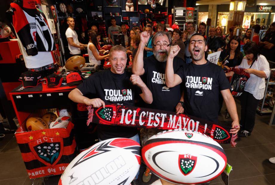 Les supporters ont promis de revêtir le fameux t-shirt collector vendredi soir pour le match contre Toulouse.