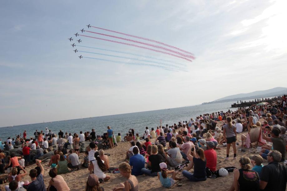 Patrouille de France: un show bleu, blanc, rouge dans le ciel fréjusien