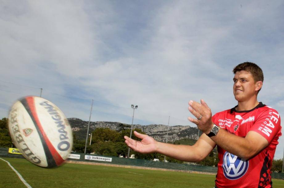 Juan Smith s'engage au RCT