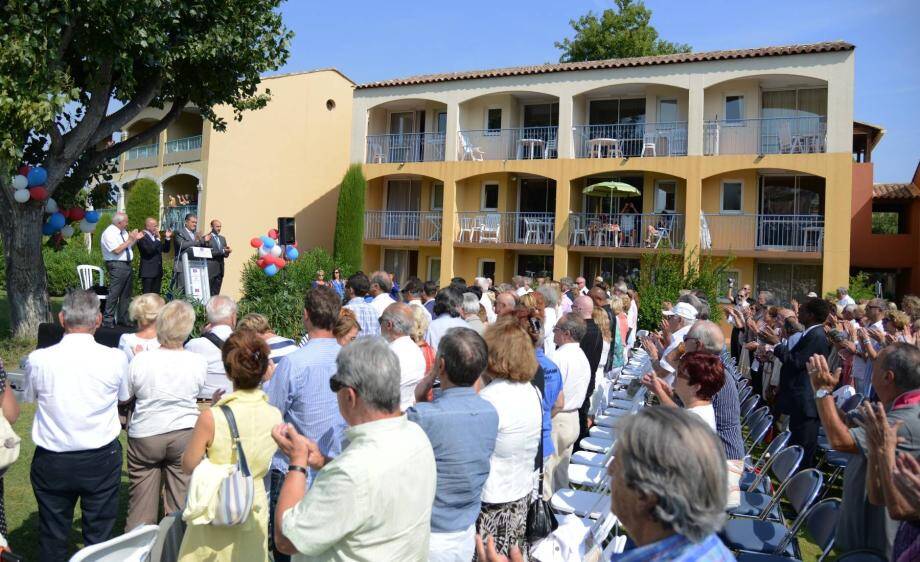 Au Pierre-et-Vacances de Mandelieu, hier, les maires de Cannes, Mandelieu, Théoule et Mougins ont vanté les mérites de l’intercommunalité.Même si pour Le Cannet, « elle s’effectue malgré elle » a souligné Eric Ciotti alors qu’était évoquée la politique de la chaise vide de son maire, Michèle Tabarot. 