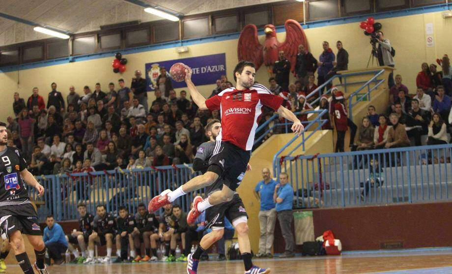 Le Cavigal Nice Handball a été battu de justesse par Aix en Coupe de France (29-31). 