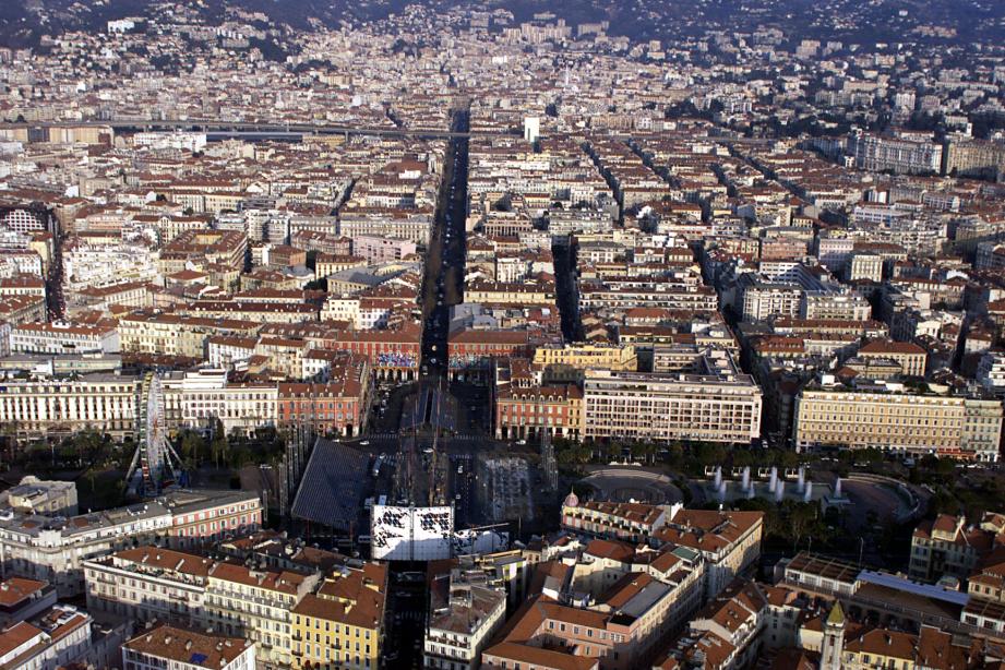 Vue aérienne sur le Centre de Nice