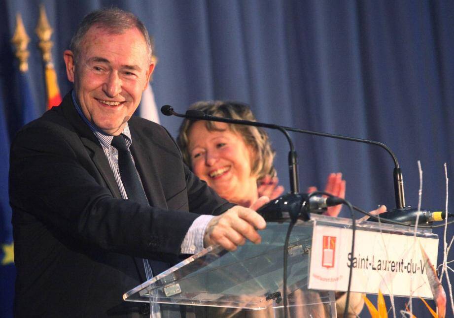 Henri Revel, maire sortant de Saint-Laurent-du-Var. Lionnel Luca, député candidat à Villeneuve-Loubet. Jean-Bernard Mion à La Colle. Estelle Borne candidate à Carros. Jean-Michel Sempéré pour Saint-Jeannet. Régis Lebigre à Vence. Gérard Santolaria pour Le Broc.