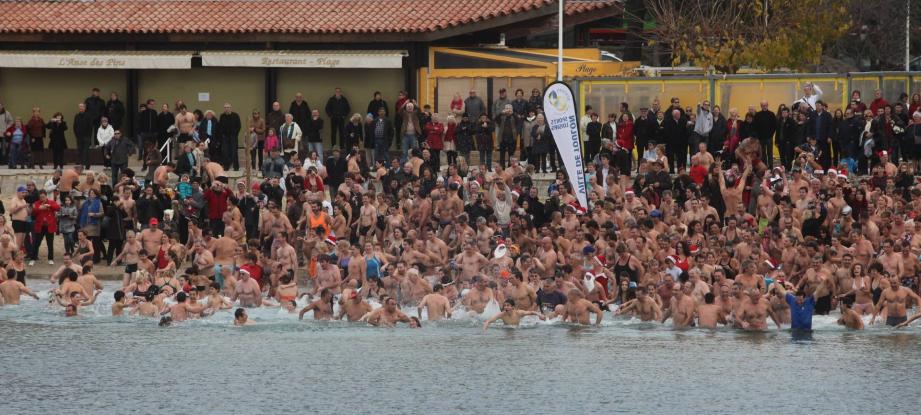 Bain du nouvel an 2014 au Mourillon