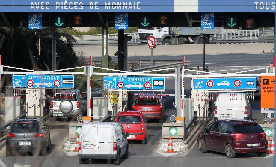 Dans le Sud-Est, les autoroutes gérées par Escota (Vinci Autoroutes) augmenteront en moyenne de 0,73%.