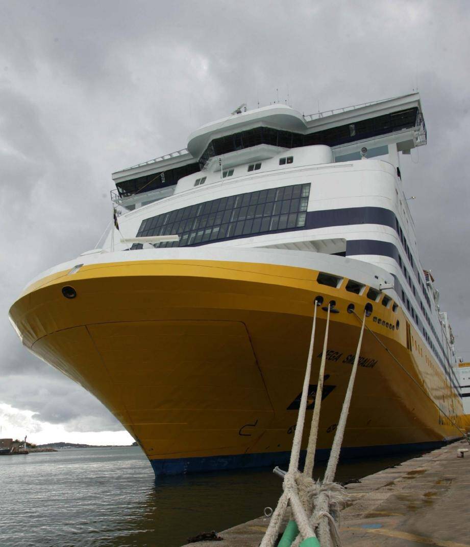 Corsica Ferries à l'Ile d'Elbe la croisière du bicentenaire de l'exil de Napoléon VarMatin