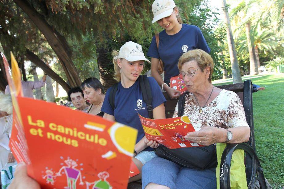 La ville propose des emplois d'agents au sein de la brigade canicule.